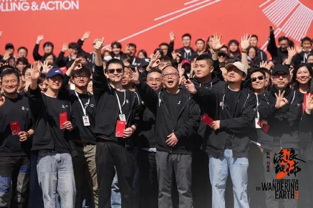 吴京透露流浪地球3有南极部分 南极取景震撼美景